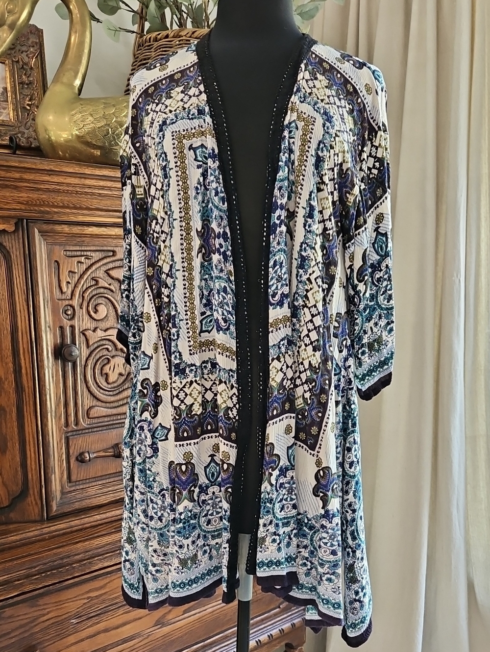 Bila Paisley Print Open-Front Kimono in Navy, Teal & Cream. Size XS/S